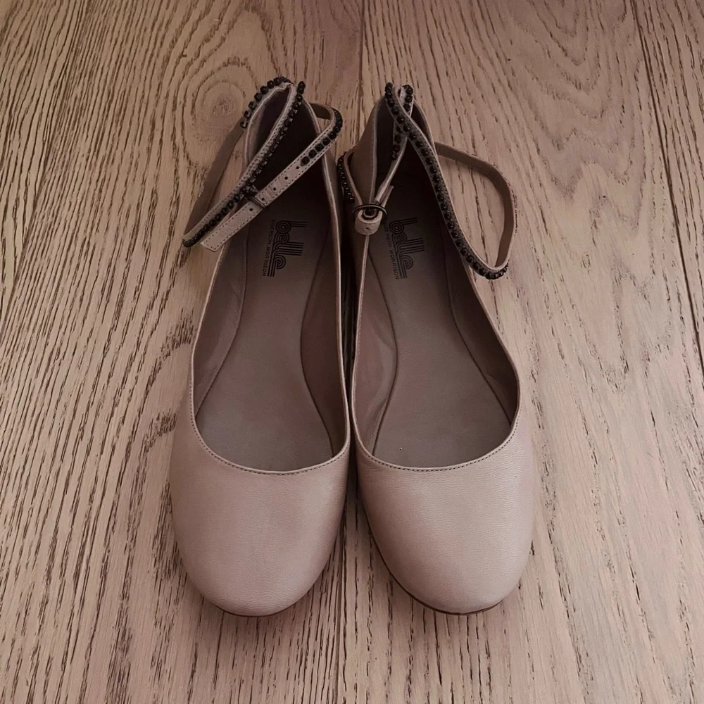 Belle by Sigerson Morrison Alberta Tan Women's Ballet Flats - Picture 1 of 7